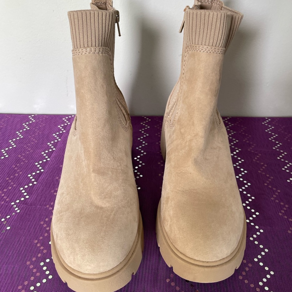 NWOT Women's No Boundaries Tan Ankle Boots, Size 9 - Picture 3 of 8